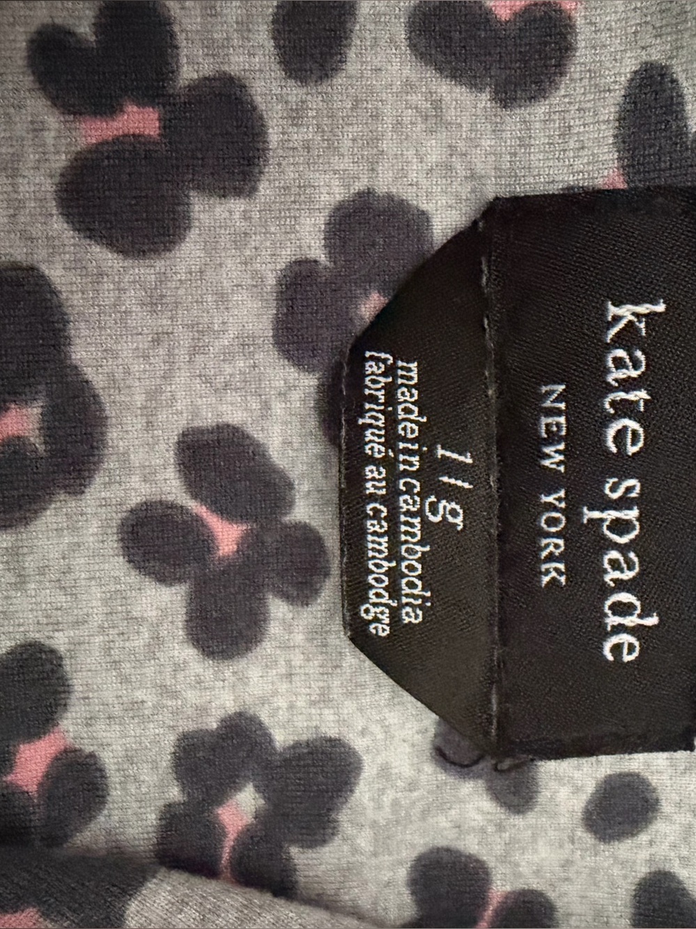 Lot of 4 Kate spade pajamas. All size large.